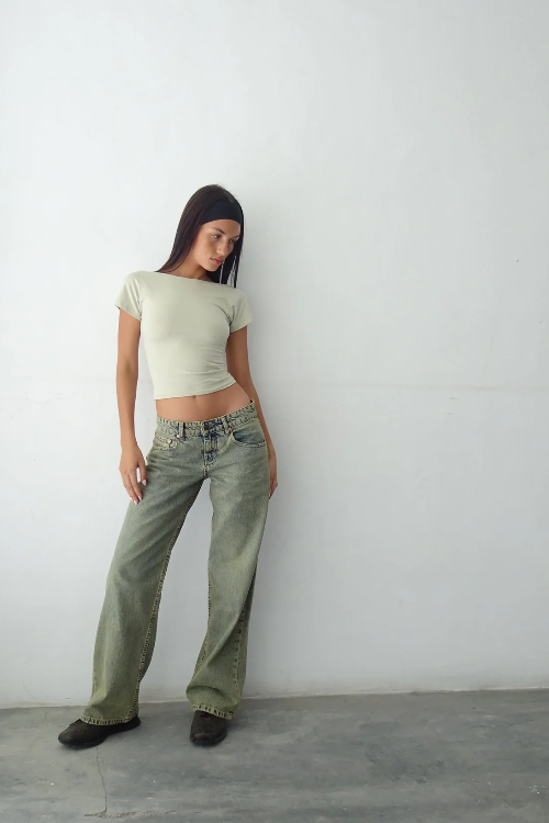 Low Rise Straight Jeans