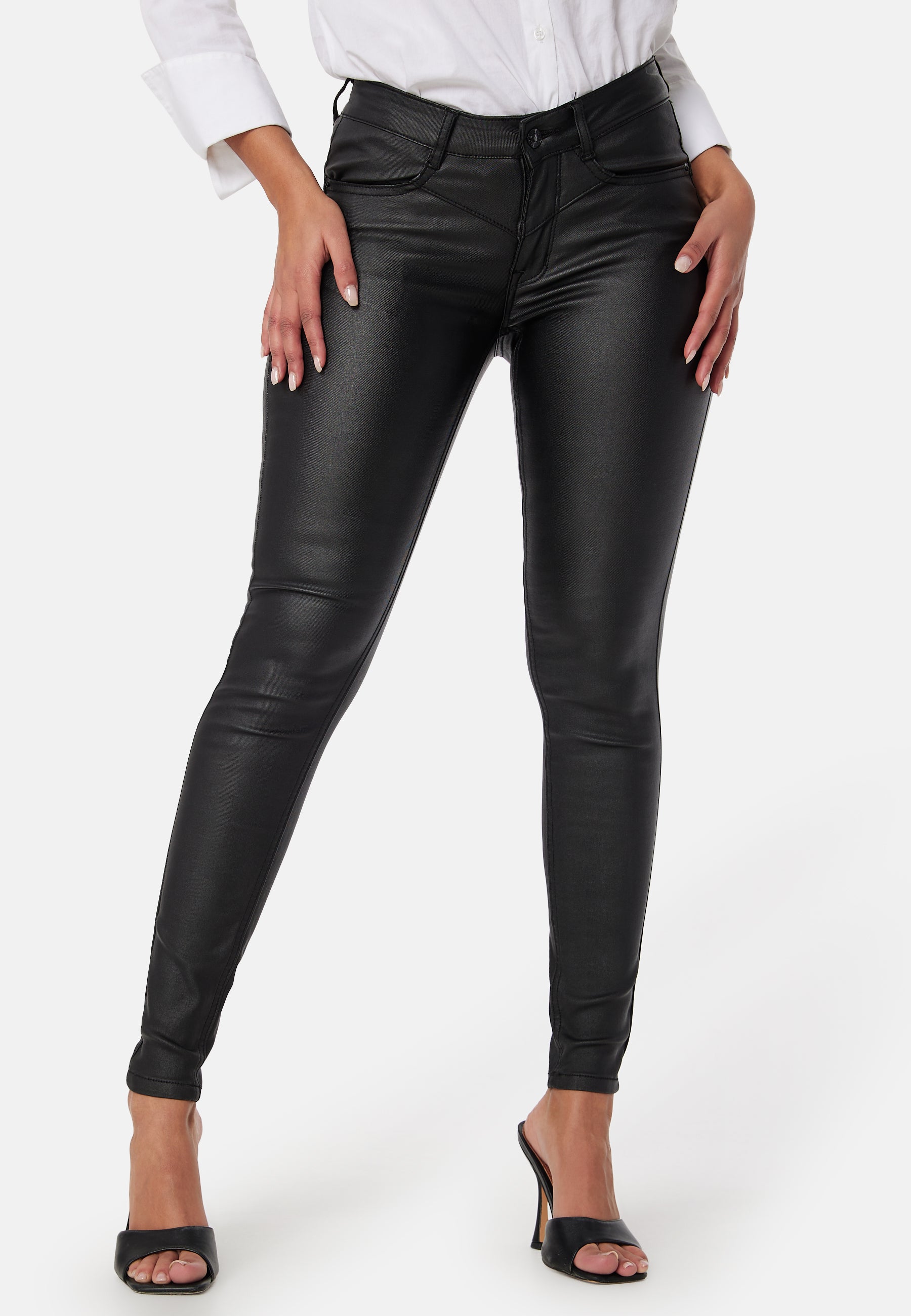 Mid Waist Coated Push-Up Jeans